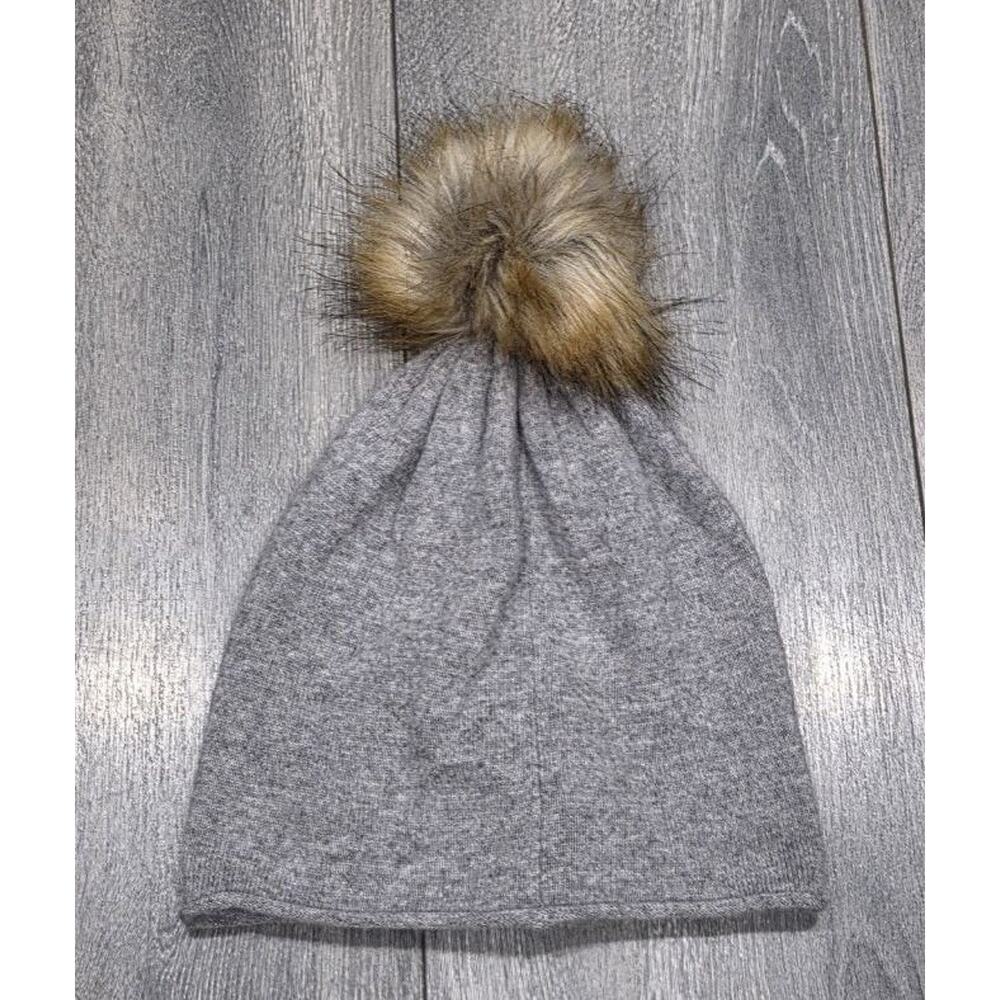 Cashmere Hat with Raccoon Fur Poms Gray One Size A004631